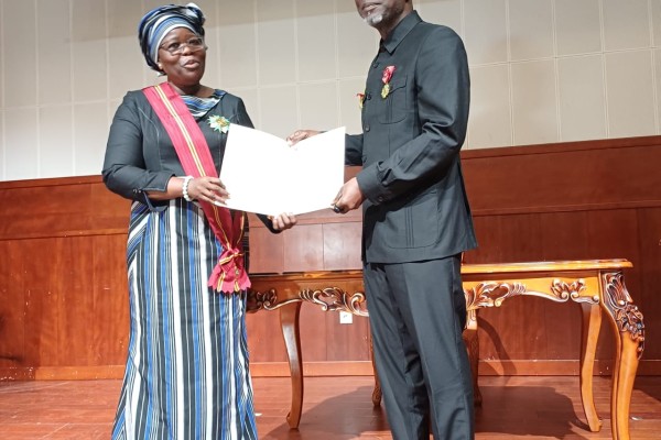 INOUSSA ZIME CHABI DÉCORÉ : UNE RECONNAISSANCE NATIONALE QUI HONORE TOUTE LA COMMUNE DE PARAKOU.